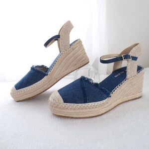 NIB Anne Klein Espadrilles Jean Fabric Sz 10